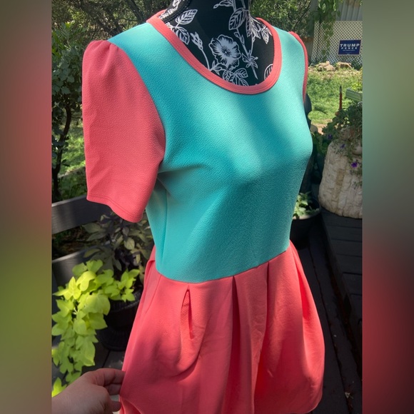 Lularoe Amelia Dress Size Large Coral Teal BNWT - Picture 2 of 9